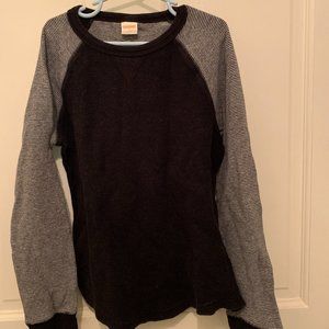 Long sleeved henley